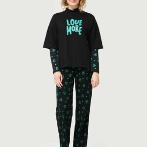Camiseta con print Love More