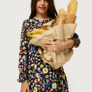Vestido corto de niña estampado floral pequeño